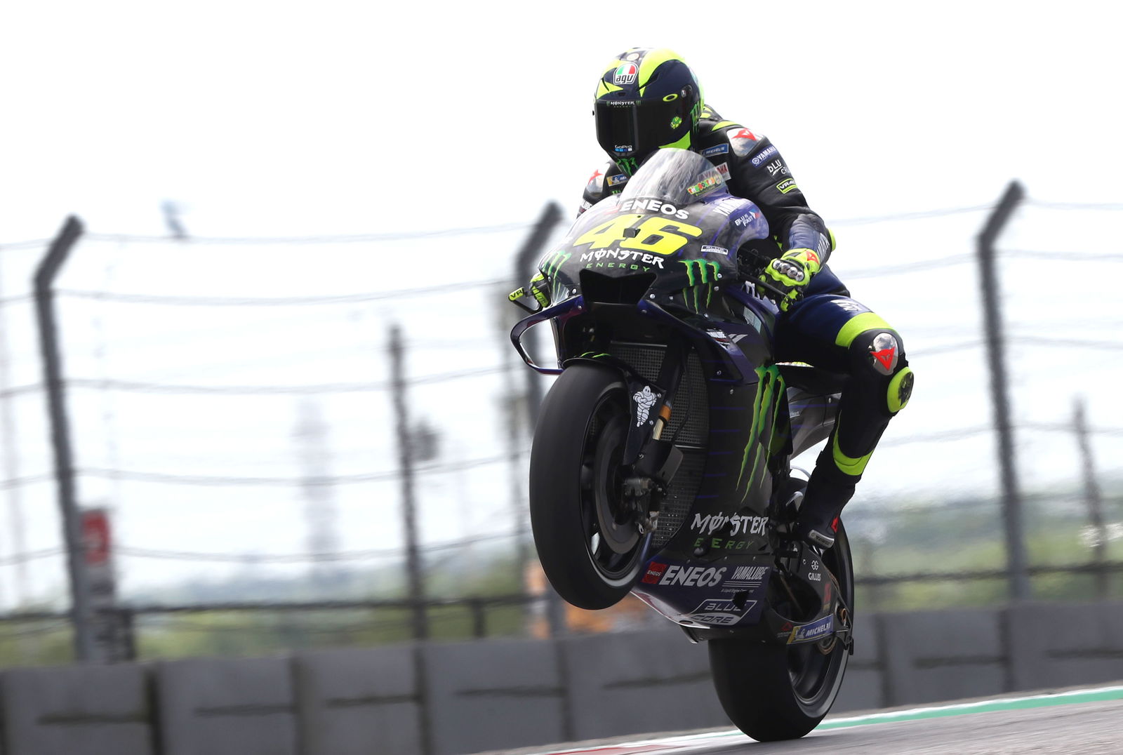 Vinales supports young Qatari riders